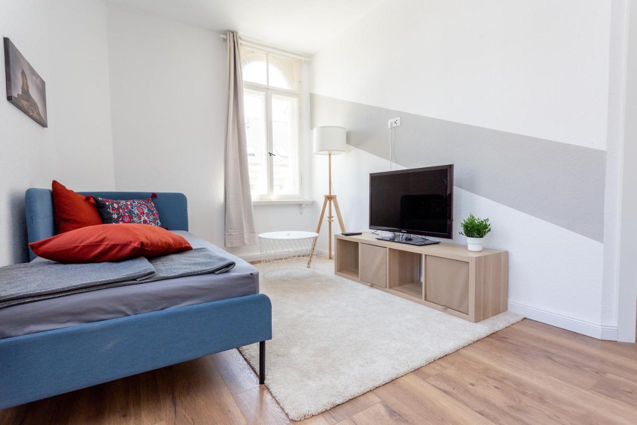 Fullhouse - Chemnitz - Z74 - 3 Bedrooms - Smarttv - Nespresso Εξωτερικό φωτογραφία
